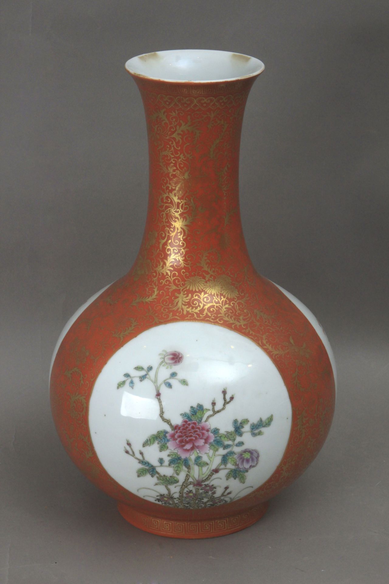 A 19th century Chinese Tianqiuping vase