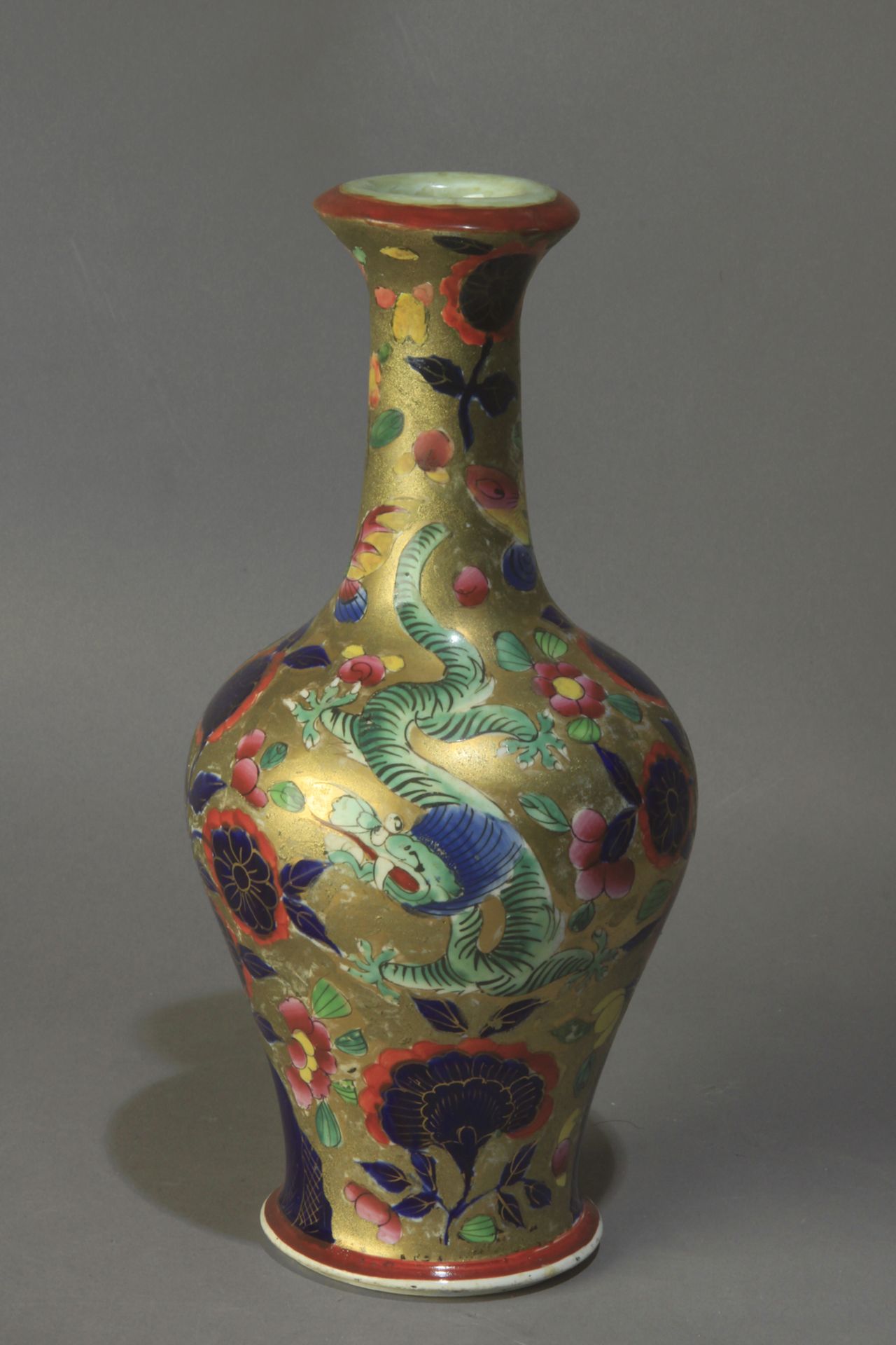 A 20th century Chinese vase - Image 3 of 5