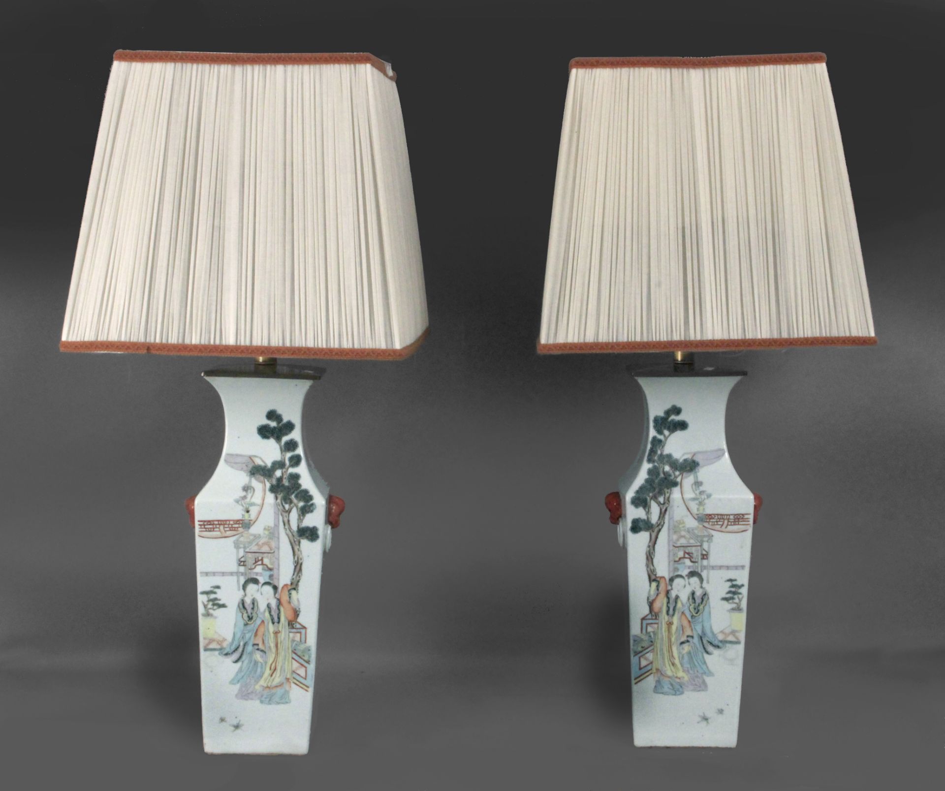 A pair of 20th century Chinese porcelain vases - Image 2 of 7