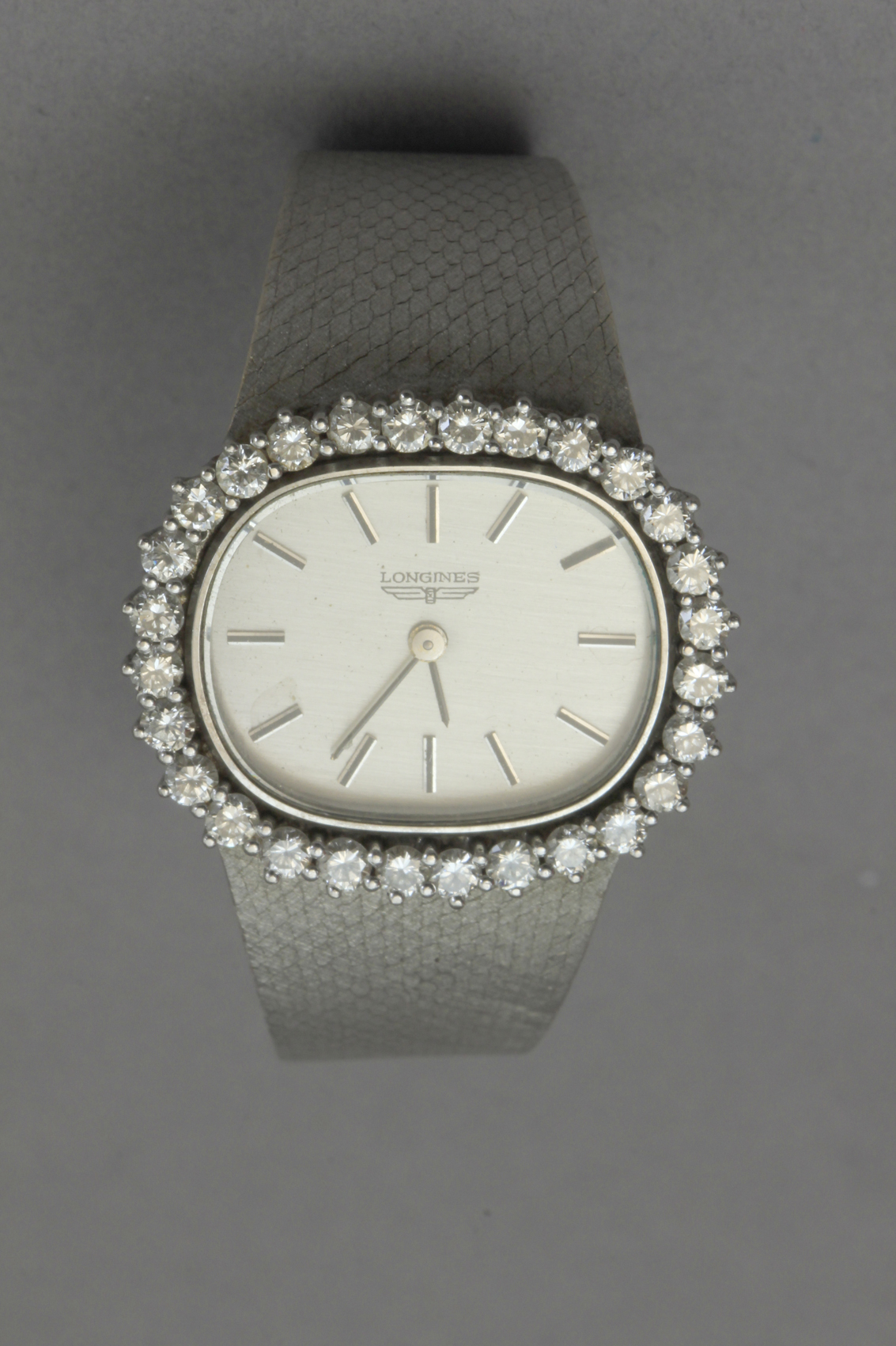 Longines. Ladies wrist watch circa 1970-1979. Platinum and diamonds eyeball - Image 5 of 9