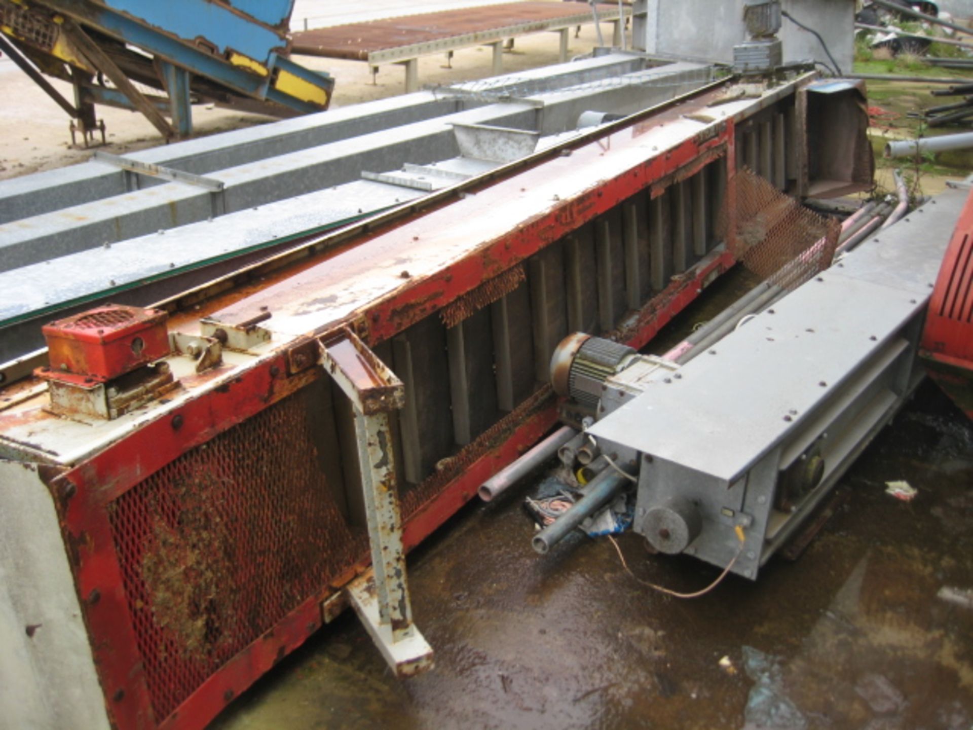 Cleated Flat Belt Conveyor, 5.0metres long in 500m - Image 3 of 3