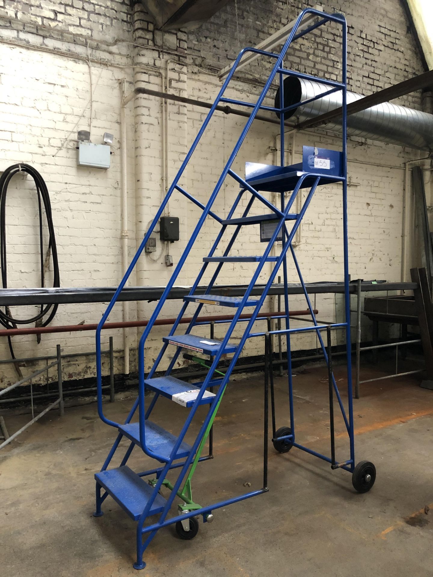 Klime-Ezee Eight Rise Mobile Warehouse Ladder 2m high