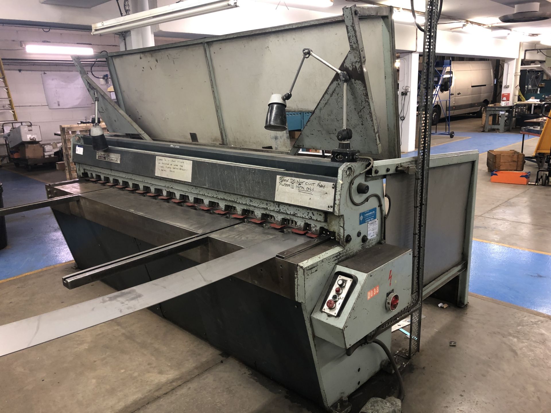 Edwards TRUECUT DD POWER SHEAR 3.25/ 2500mm DD POWER GUILLOTINE SHEAR, serial no. 75C/41510 - Image 5 of 5