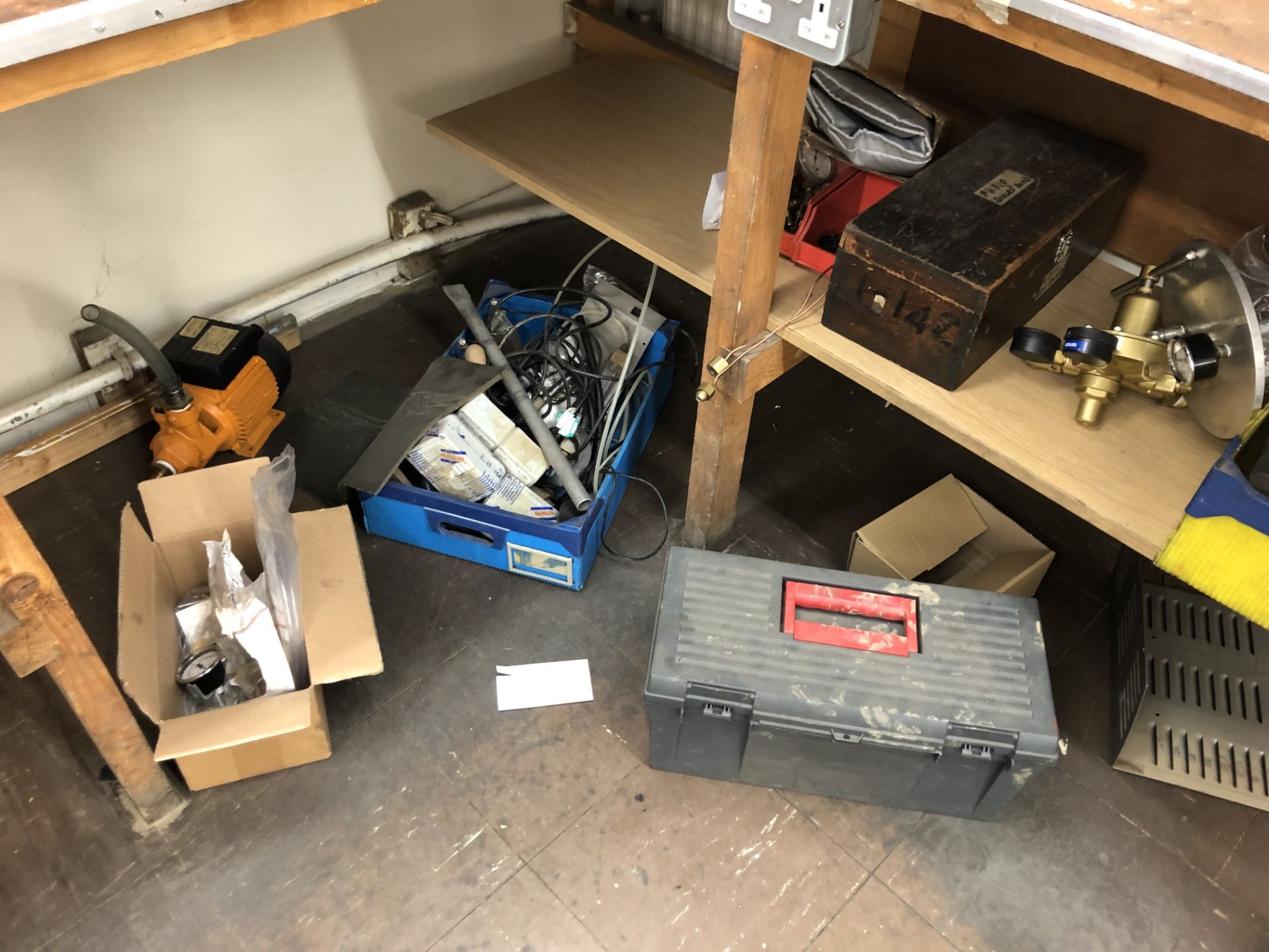 Assorted Equipment, including electric motor, soldering equipment, variable transformer and gauges - Image 2 of 5