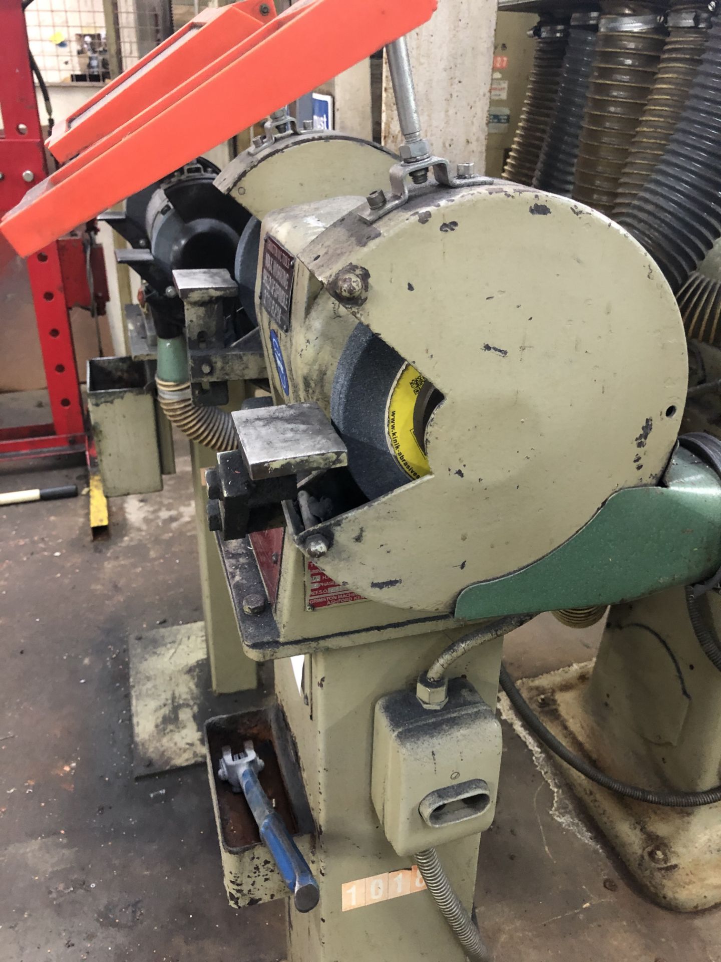 Grimston BT200 Double Ended Grinder, serial no. 8714, 440V, with flexible extraction ducting - Image 3 of 3