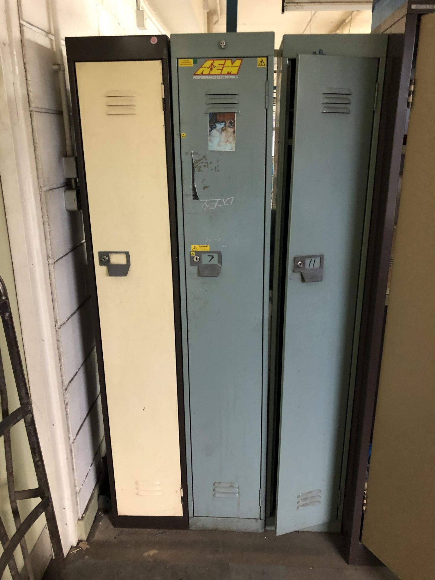 Six Single Door Personnel Lockers (no keys) - Image 2 of 2