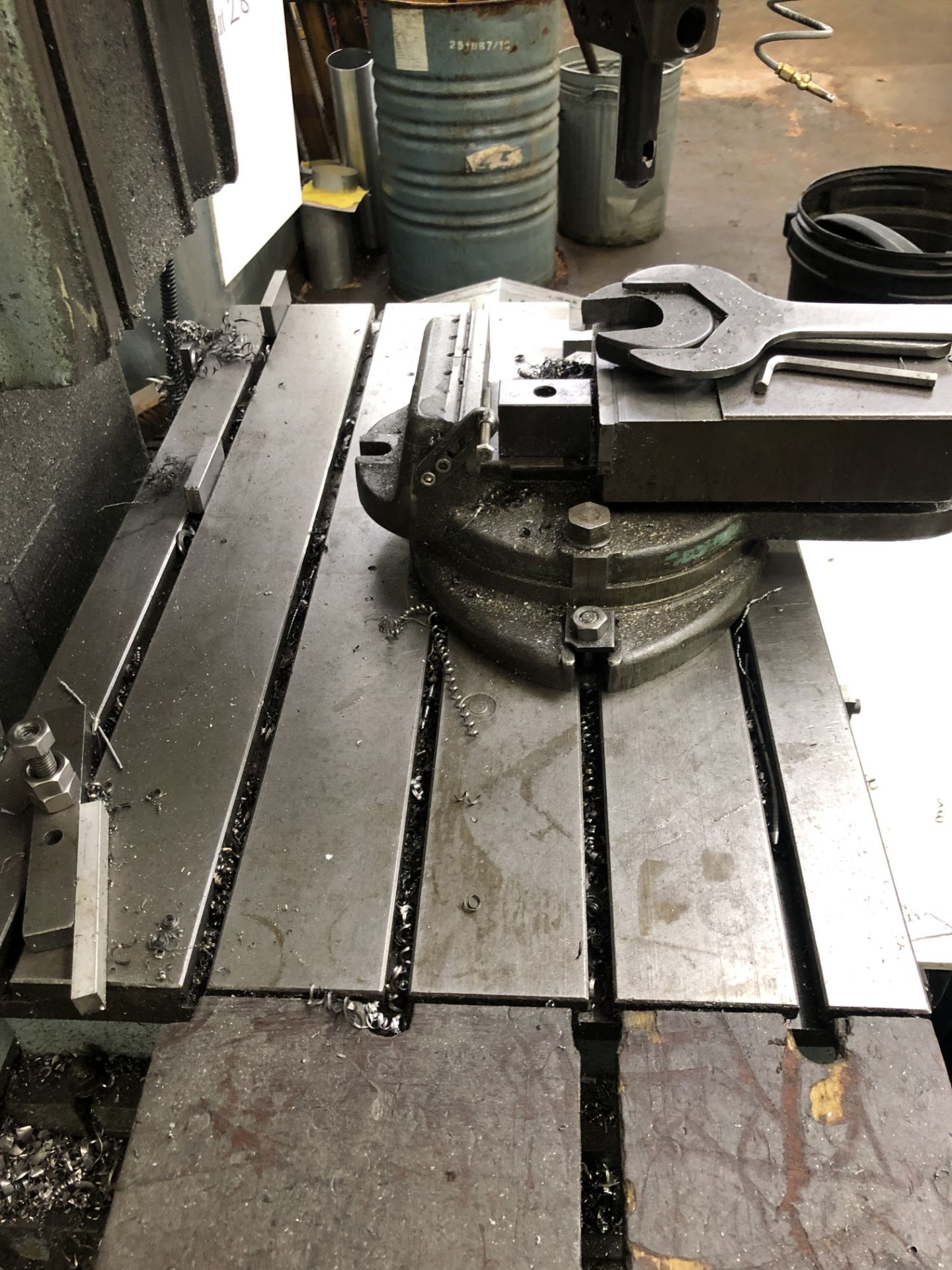 Newall VERTICAL JIG BORER, serial no. 79 JM 2030 D2NE 2037D, with machine vice - Image 8 of 8