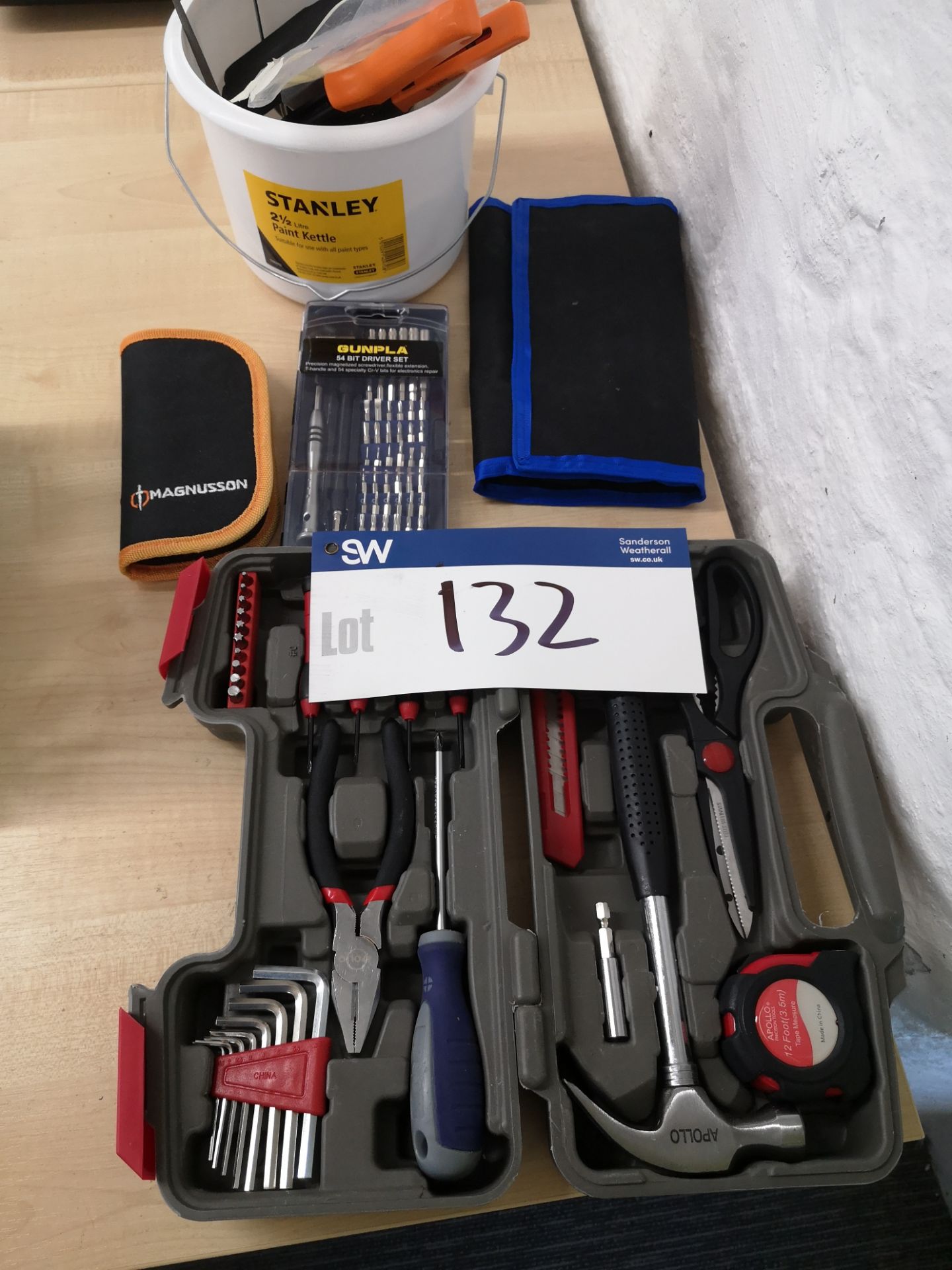 Quantity of Various Tools & Driver Sets