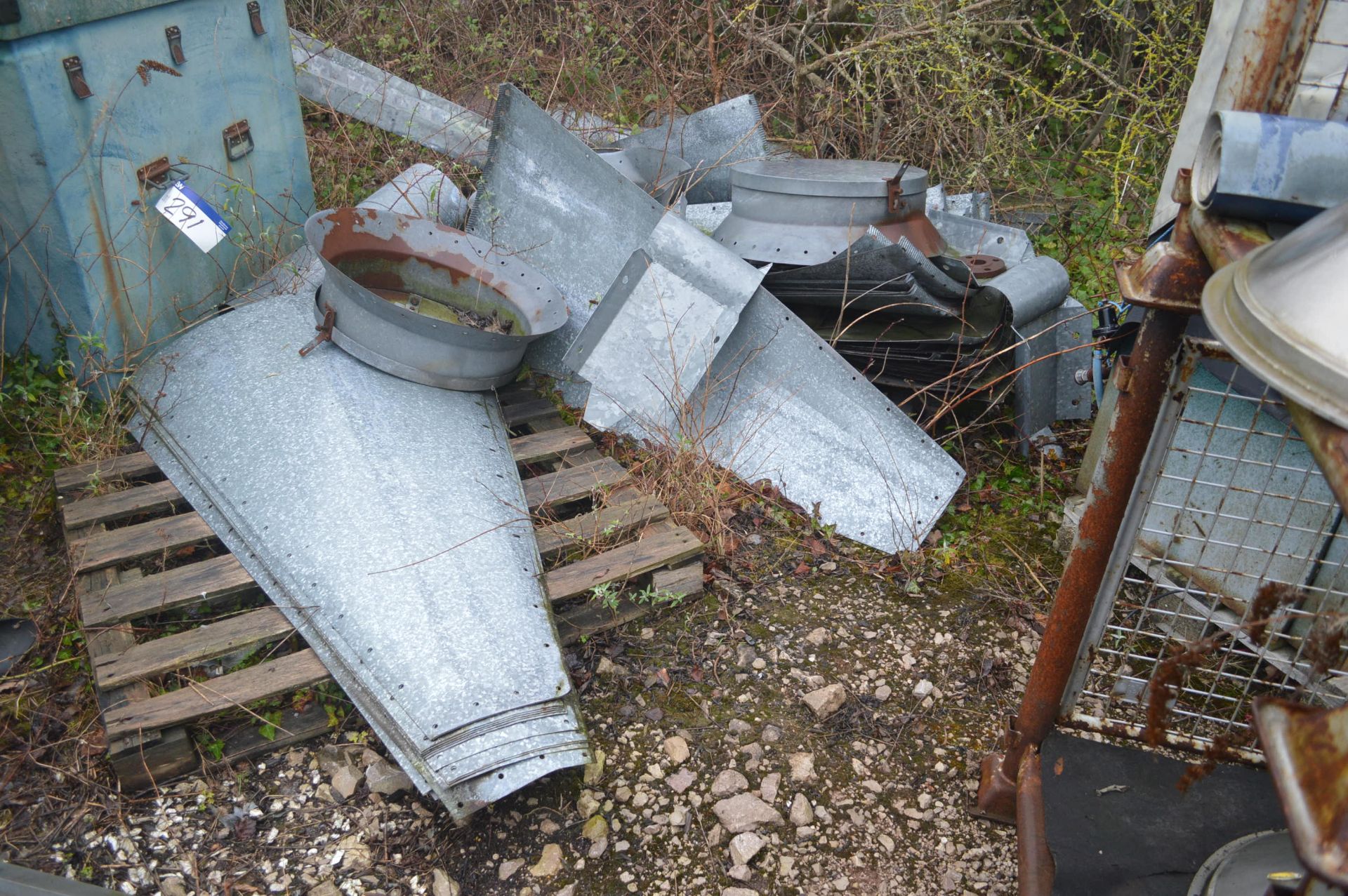 THE CORRUGATED GALVANISED STEEL SILO WALLING SECTI - Image 6 of 9