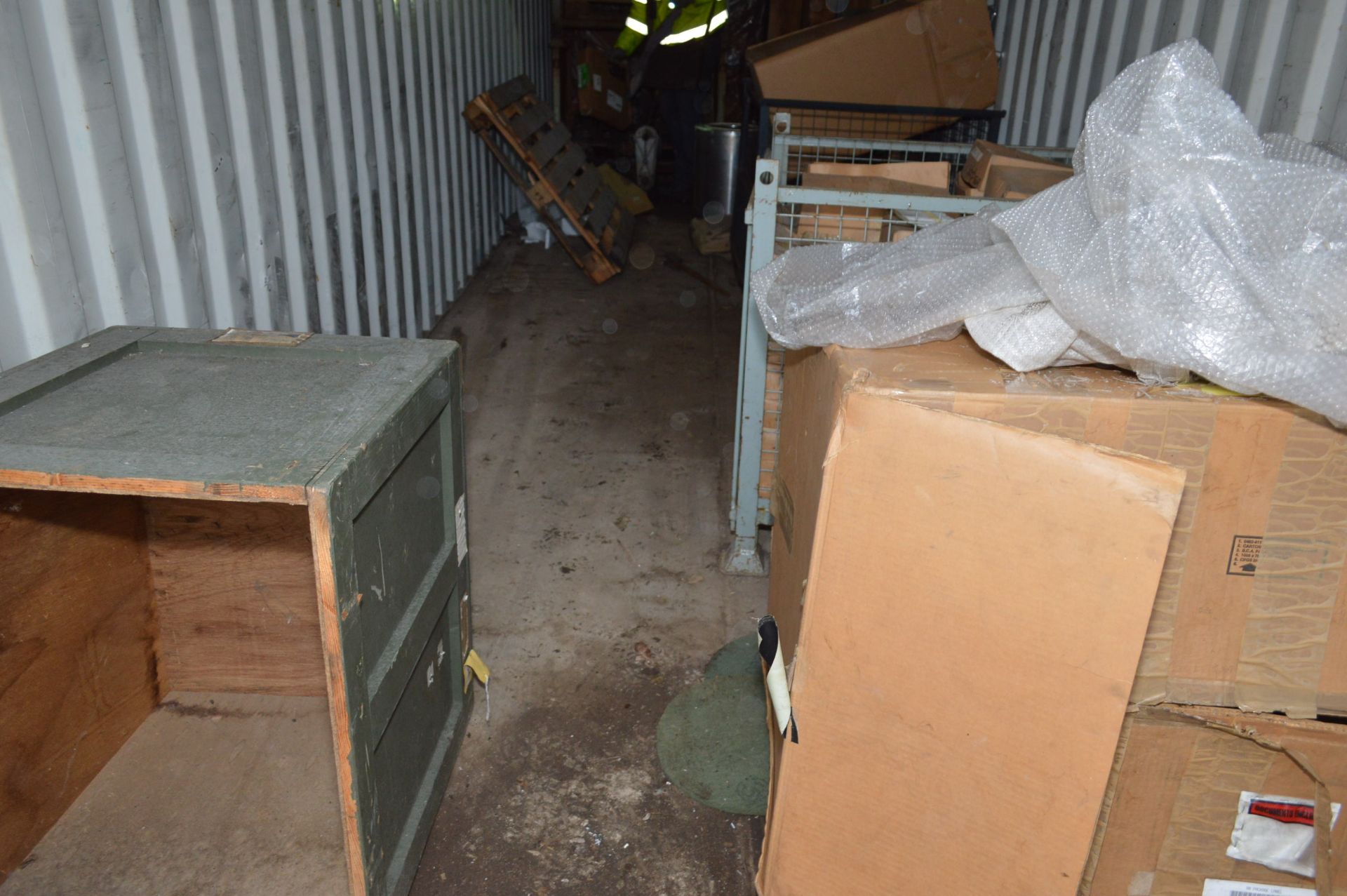 40ft Steel Cargo Container (reserve removal till c - Image 3 of 3