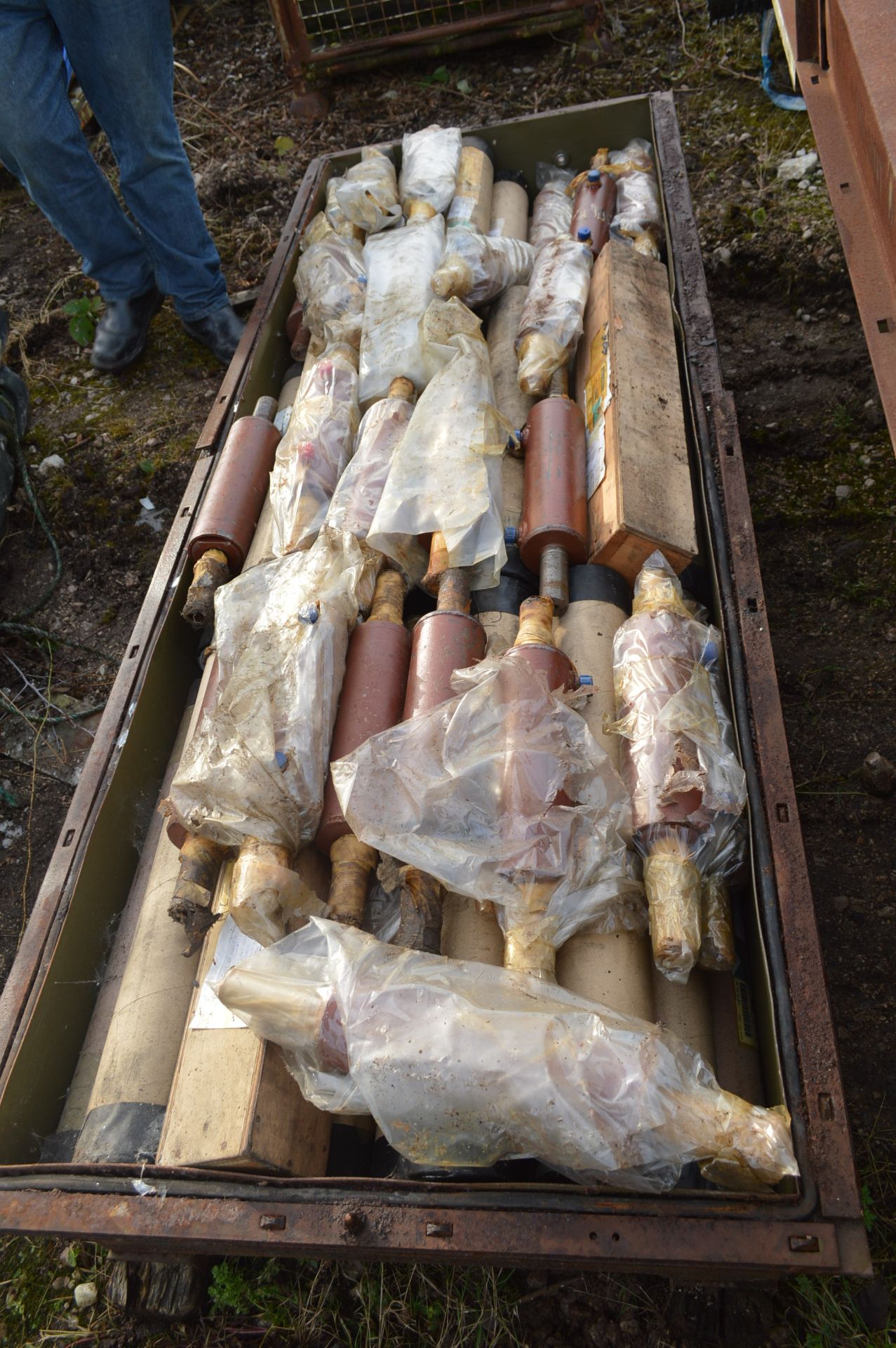 Assorted Cylinders, in steel missile box (missile