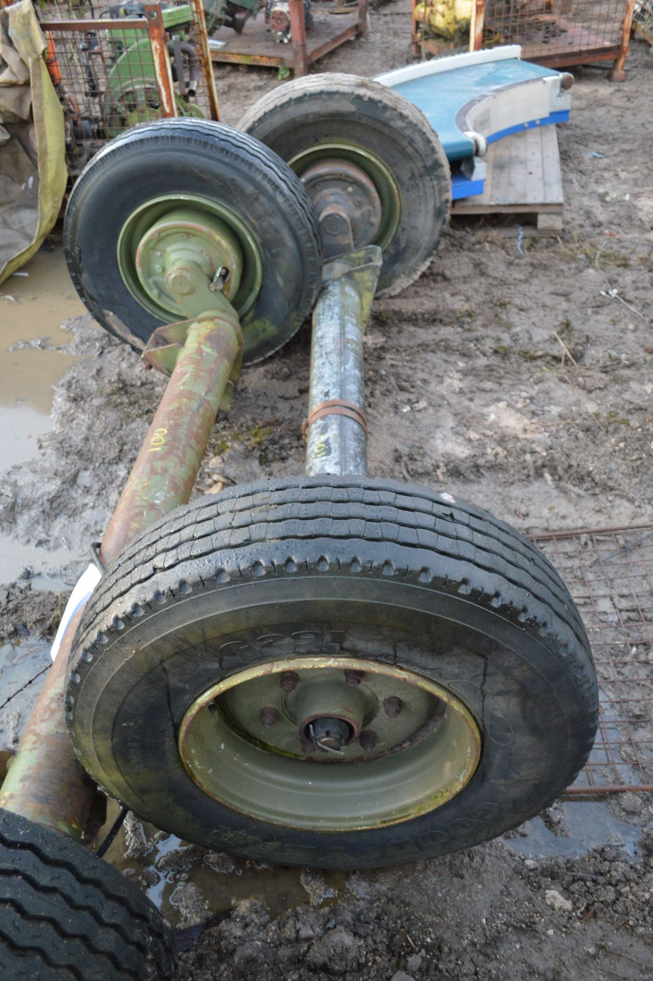 Axle, with wheels and tyres, 1.65m wide on mountin - Image 2 of 3