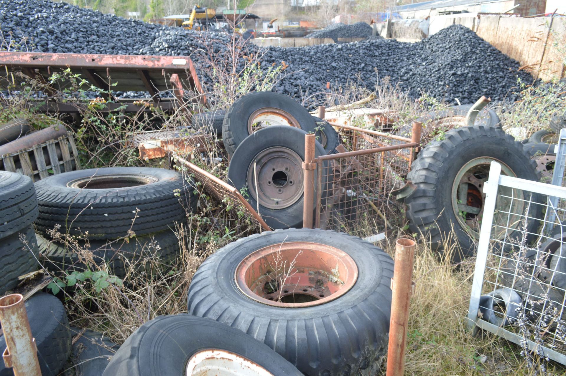 Assorted Wheels & Tyres, in one area of yard - Image 7 of 10