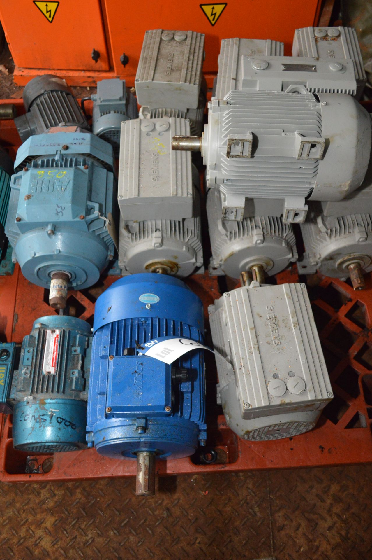 13 Assorted Electric Motors, on pallet - Image 2 of 3