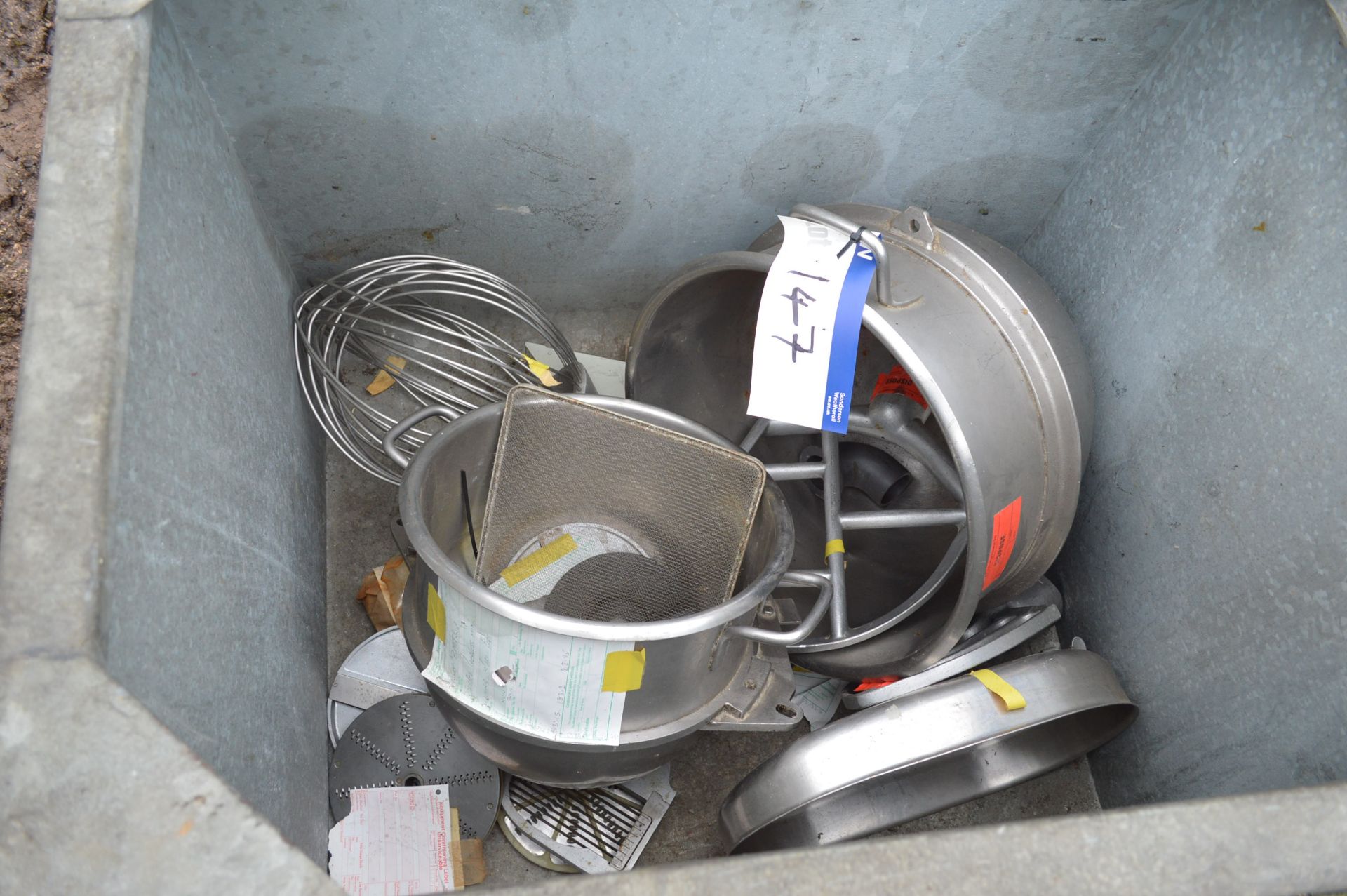 Bowl Mixing Equipment, in steel chest (chest exclu - Image 2 of 2