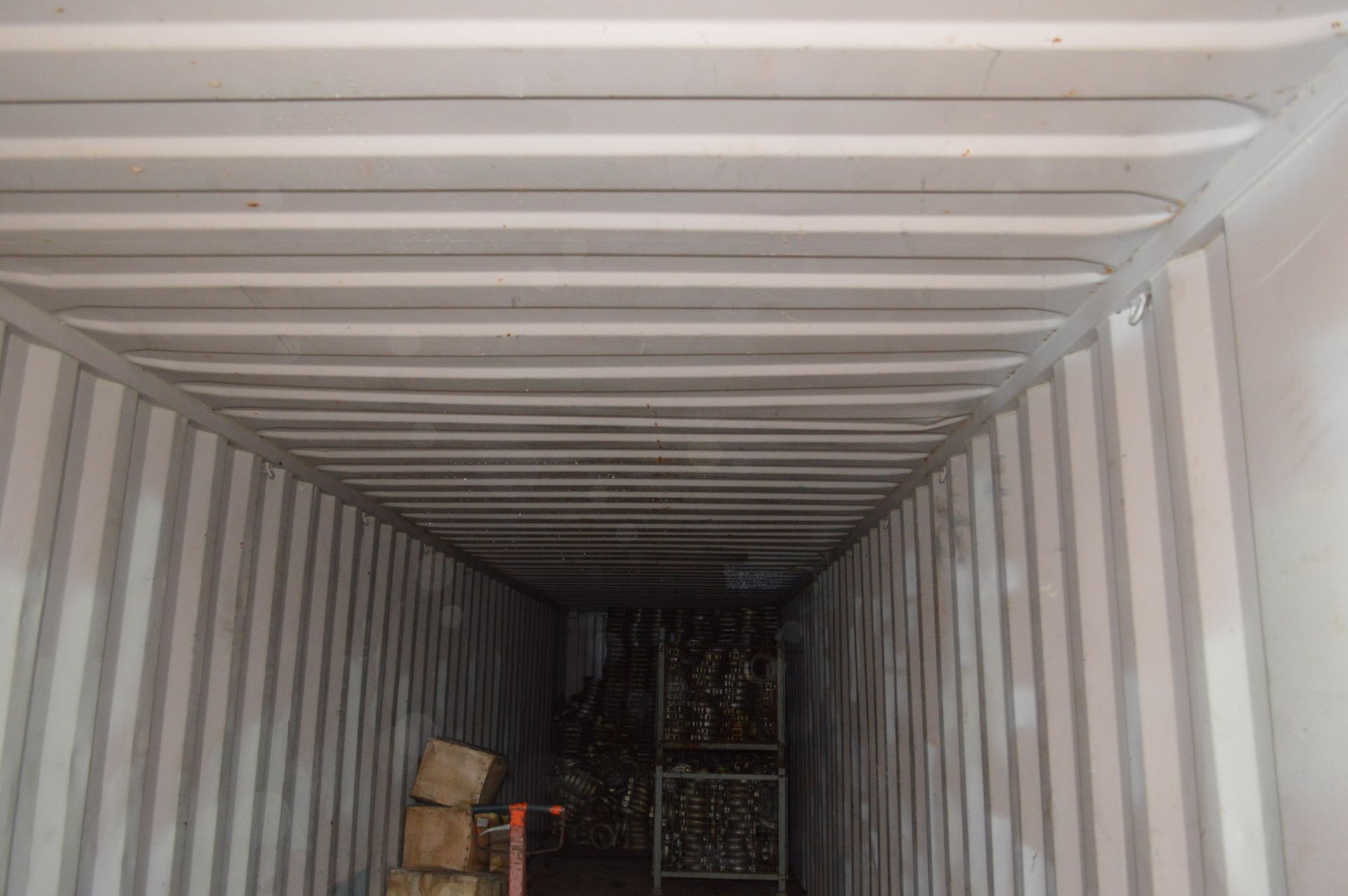 40ft Steel Cargo Container (reserve removal till c - Image 2 of 3