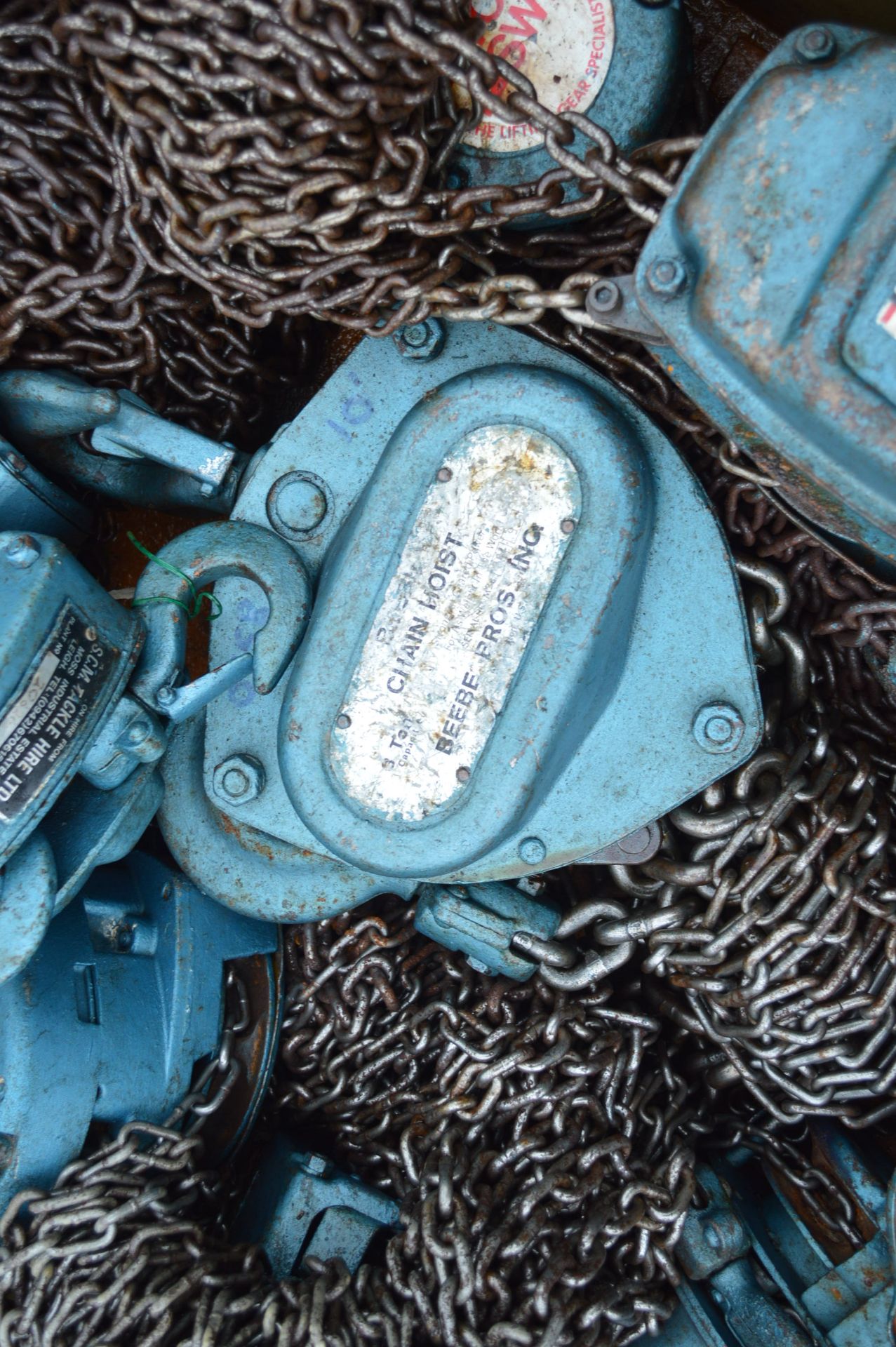 Mainly 1 ton SWL Chain Blocks, in steel missile bo - Image 3 of 4