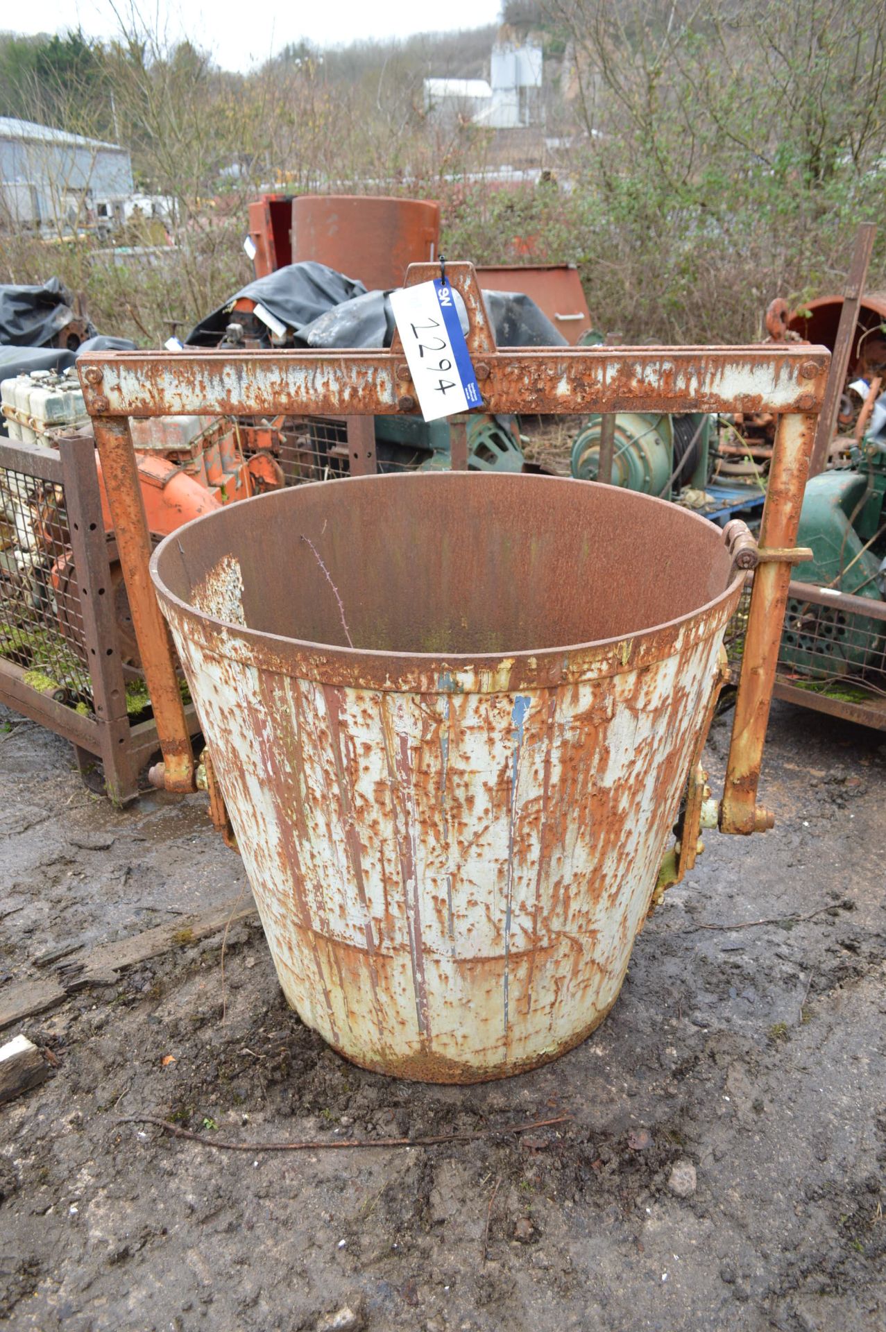 Tilting Crane Bucket, 1050mm dia. x 1m deep