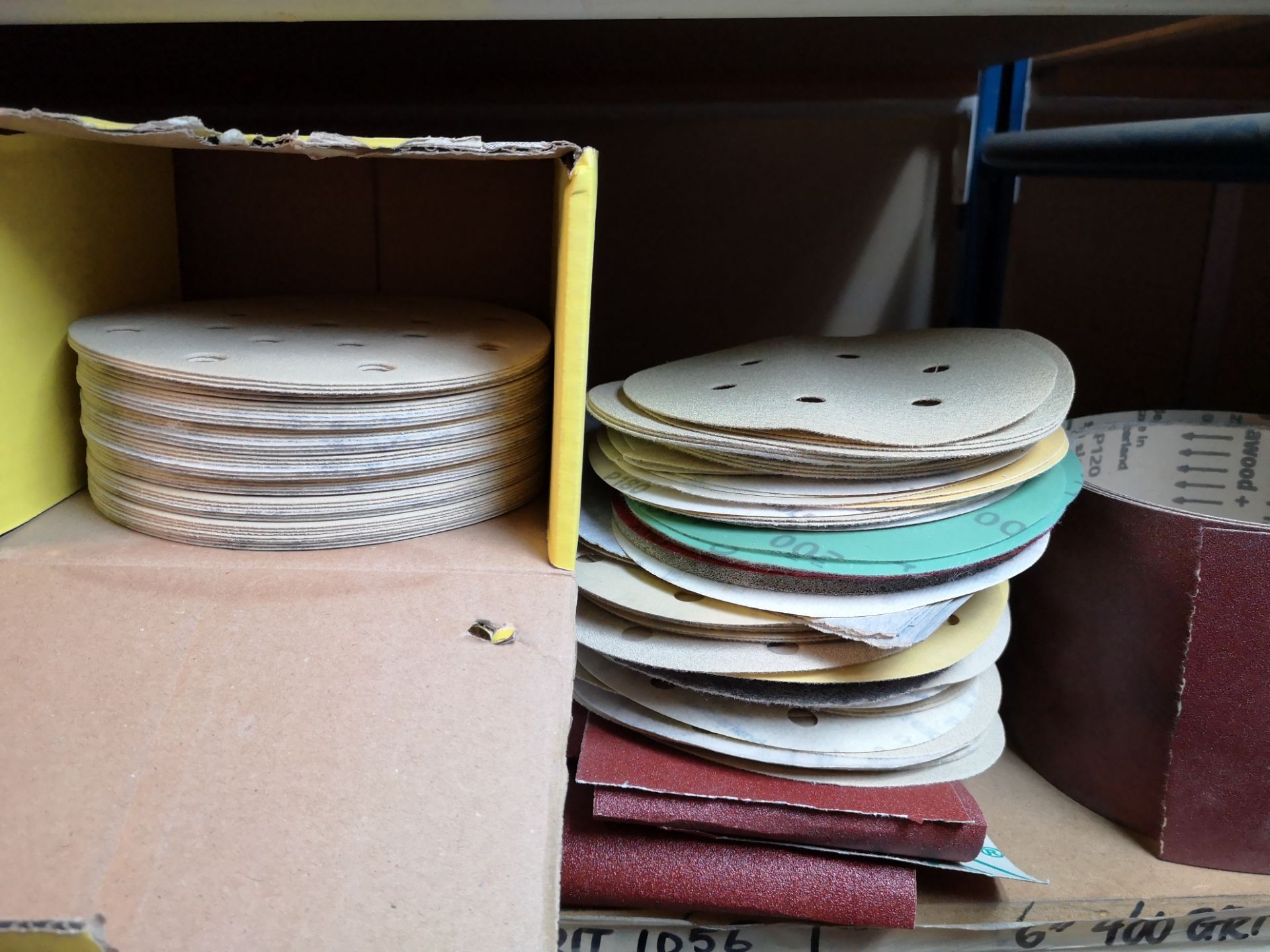 Quantity of Klingspor and Blueline Sanding Pads, Sandpaper and Sanding Belts - Image 2 of 4