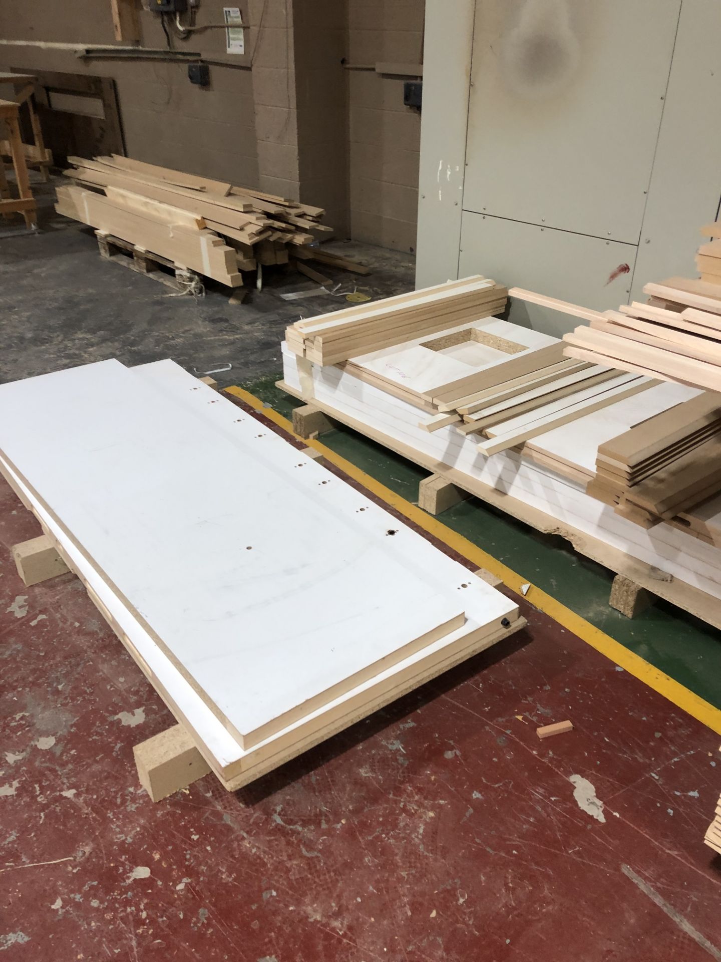 Various Cut to Size MDF Battens and Profile and Chipboard Components on 5 Pallets - Image 5 of 11