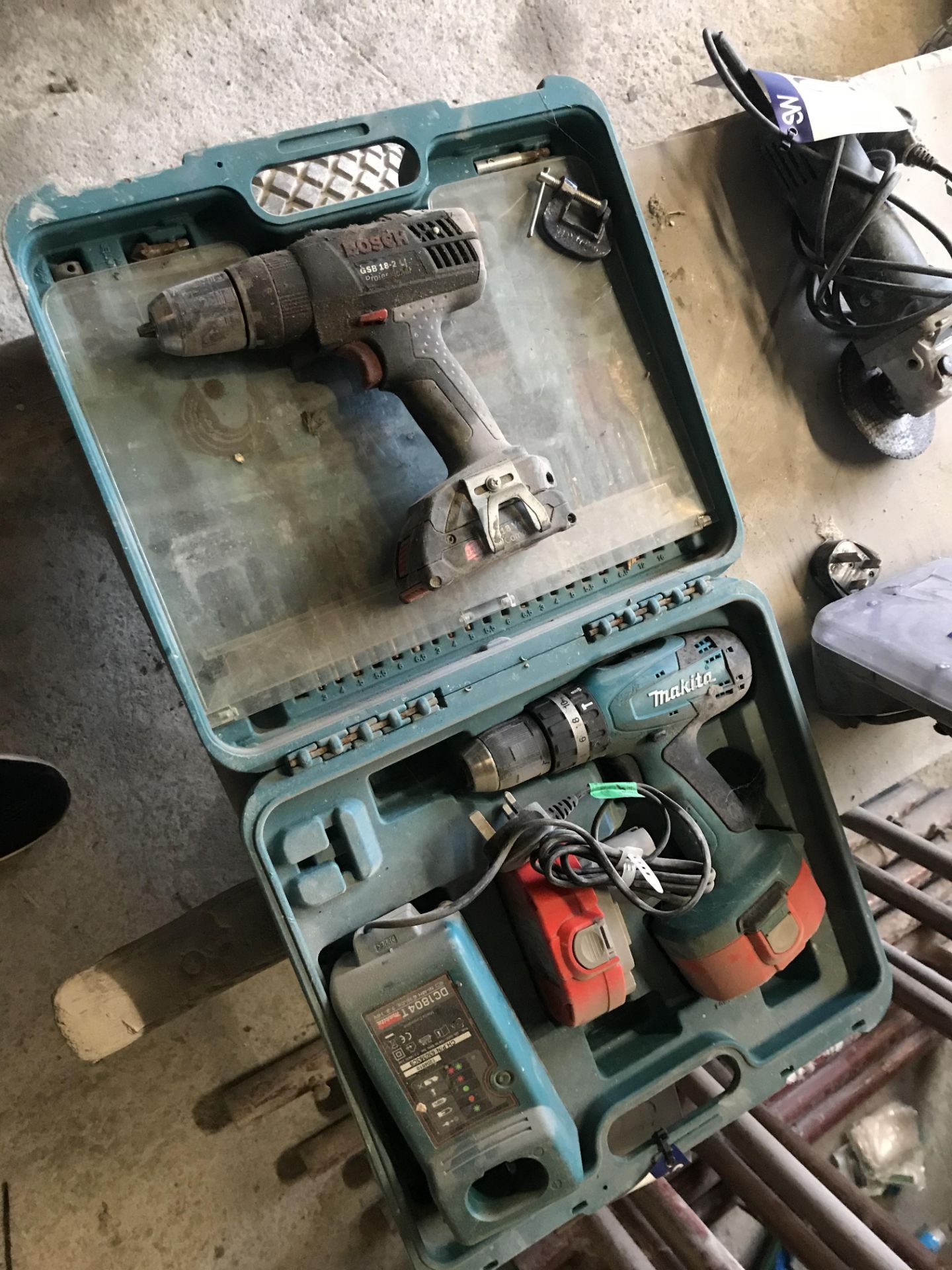 Makita Cordless Drill, with battery, charger and carry case