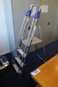 Abru 150kg SWL Four Rise Alloy Stepladder