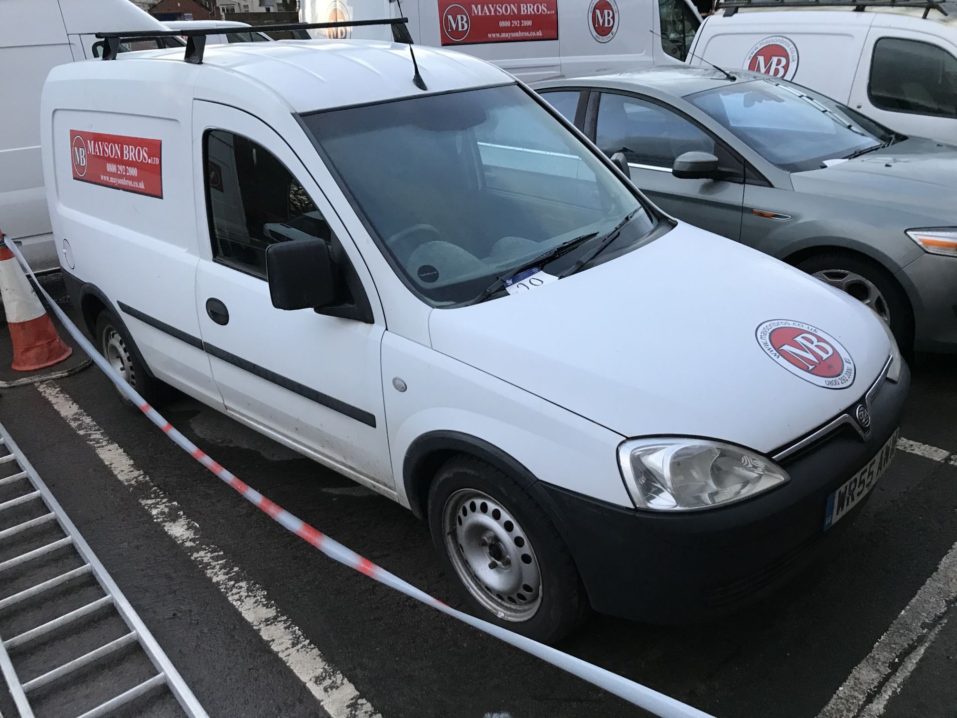 Vauxhall Combo CDTi Diesel Van, registration no. W - Image 2 of 6