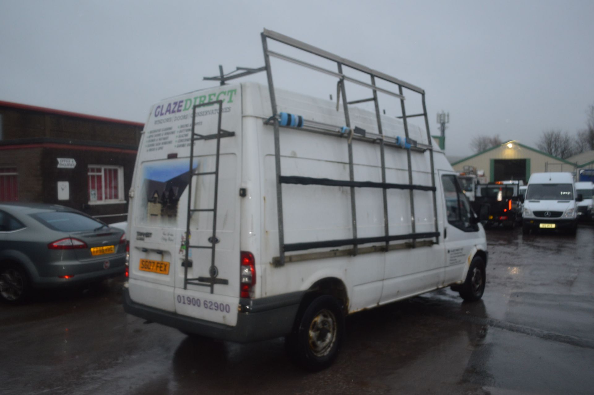 Ford Transit 100 T350L RWD Diesel Panel Van, regis - Image 2 of 7