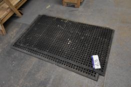 Five Rubber Mats, each approx. 1.5m x 900mm