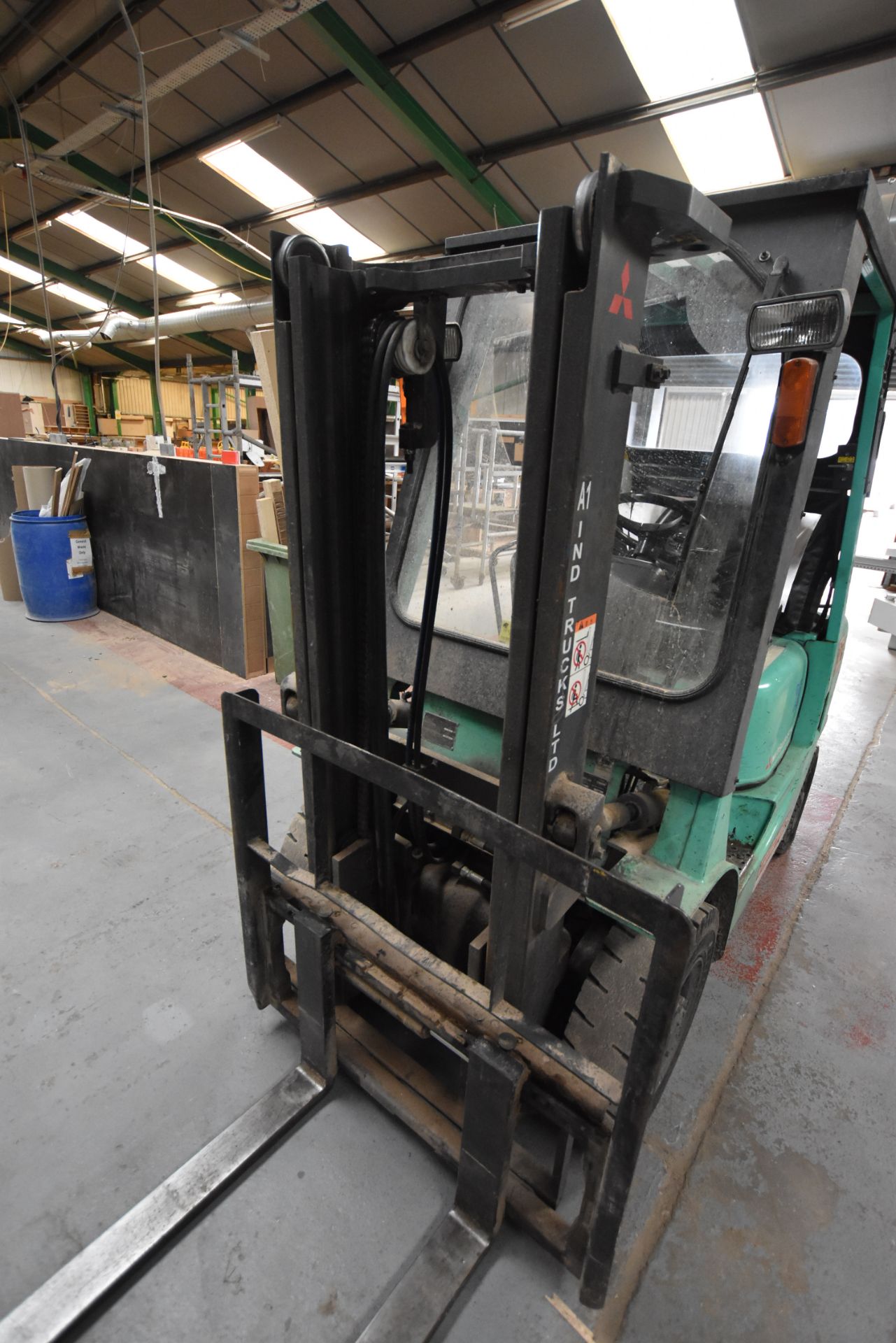 Mitsubishi 2000KG CAP LPG FORK LIFT TRUCK, serial - Image 5 of 8