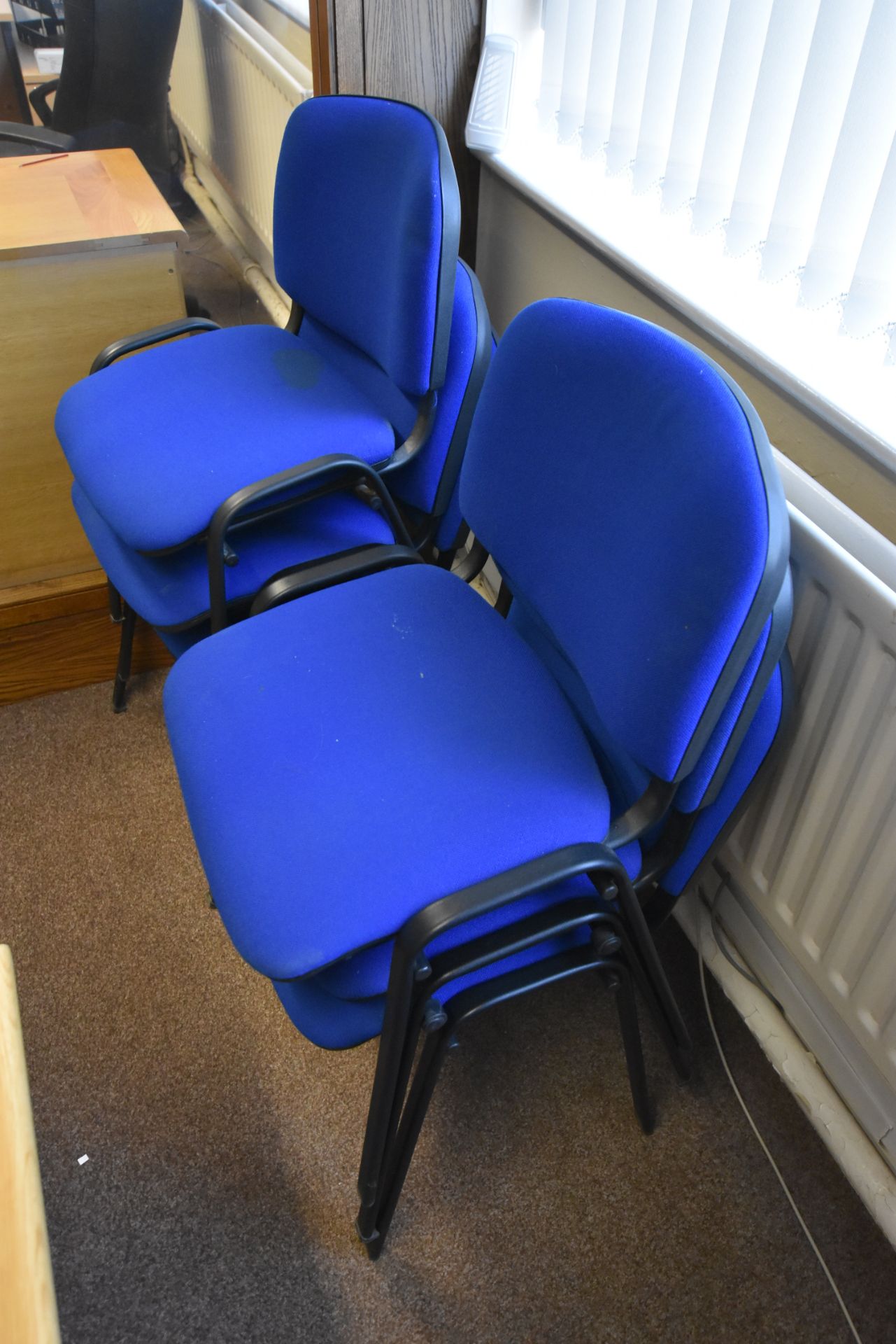 Approx. 13 Blue Fabric Upholstered Stand Chairs - Image 2 of 2