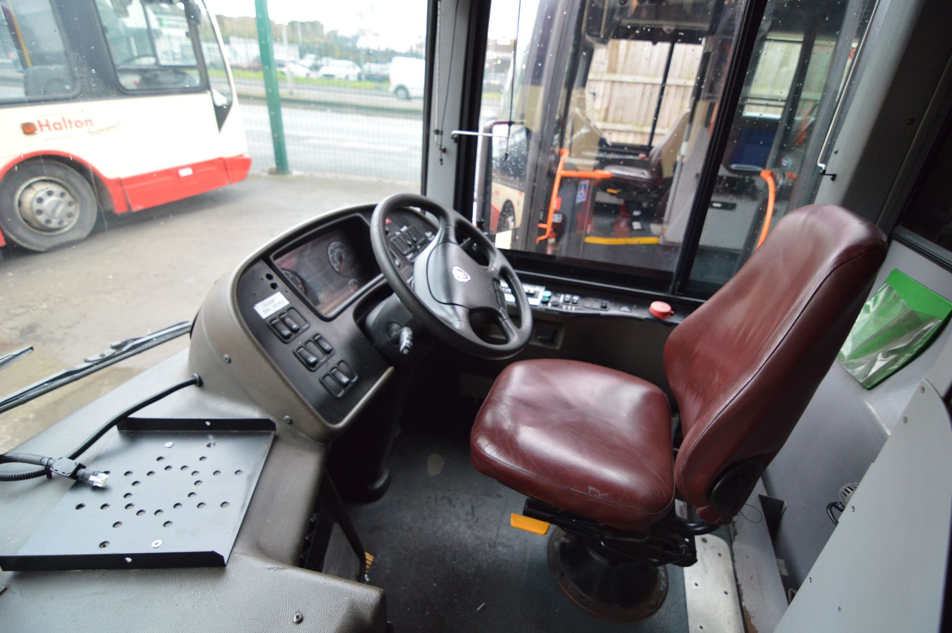 Scania OMNICITY SINGLE DECK BUS, registration no. MIG 8173, date first registered 03/03/2009, hub - Image 10 of 13