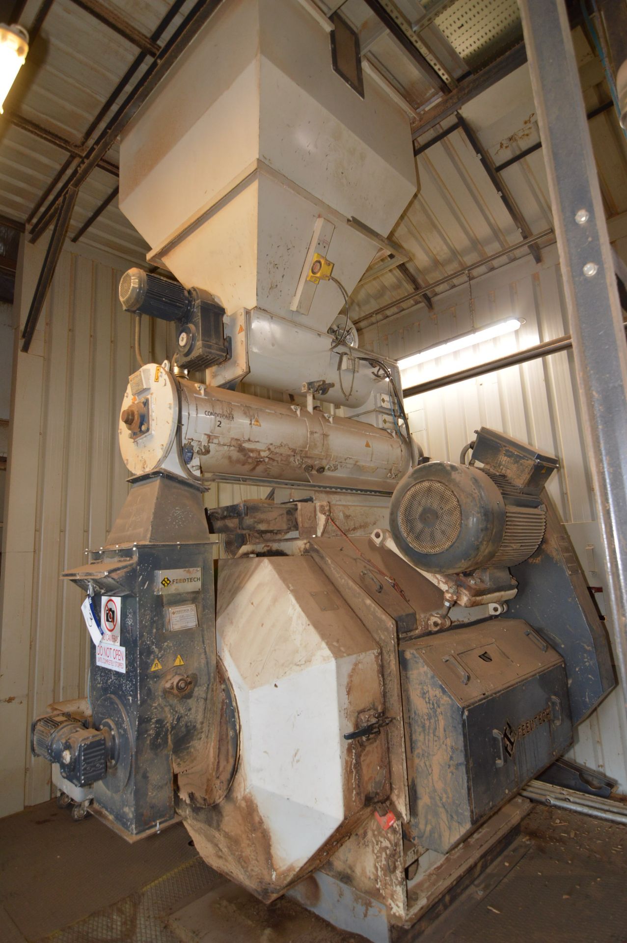 Feedtech PROGRESS 850 PELLETING PRESS, serial no.