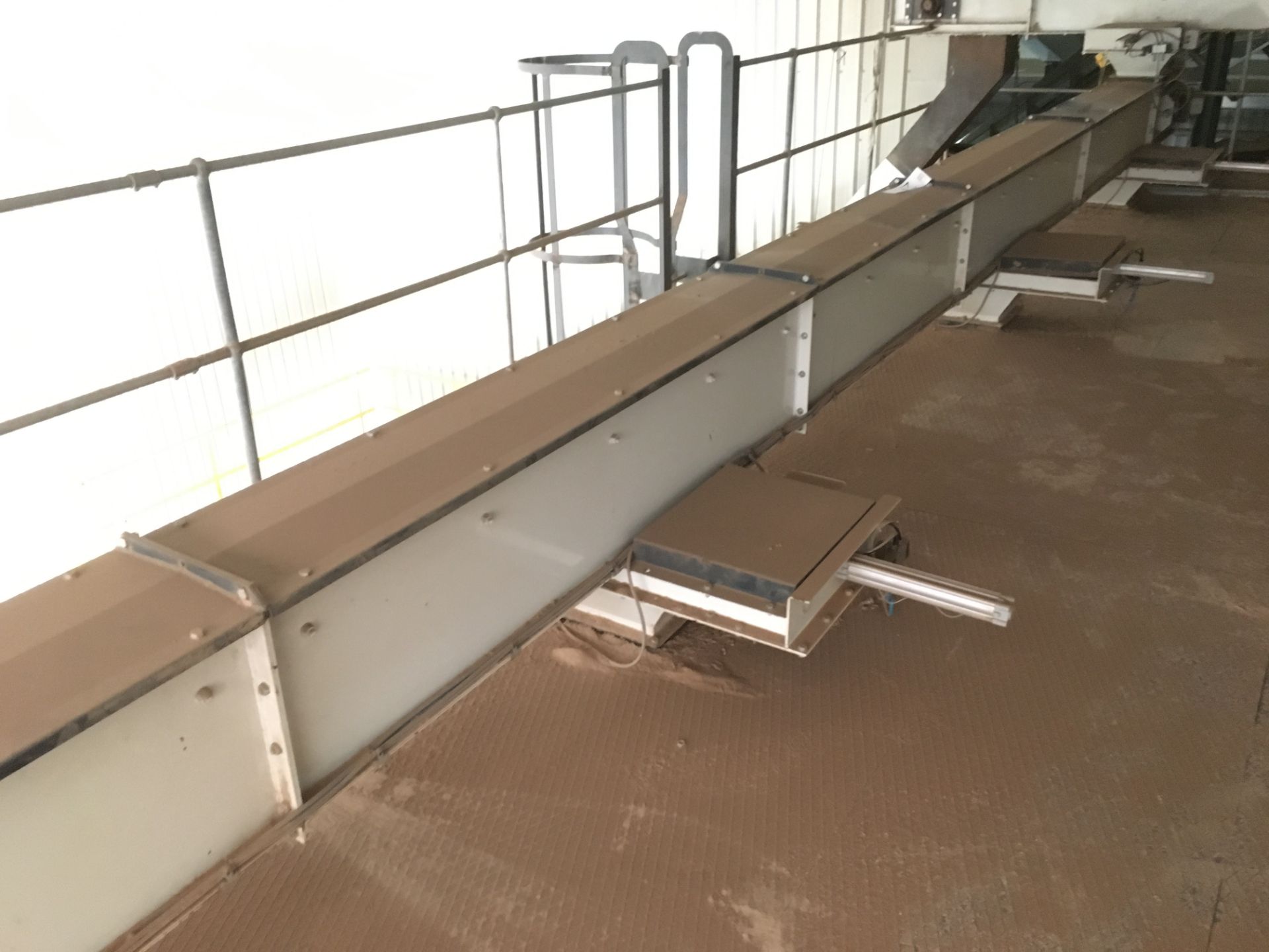 350mm CHAIN & PLASTIC FLIGHT CONVEYOR, approx. 11m