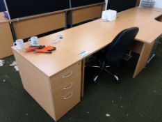 Light Oak Veneered Workstation, with pedestal and