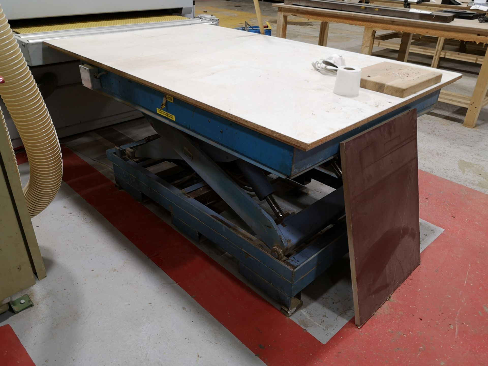 Powered Scissor Lift Table, SWL 1200kg (LOT LOCATE - Image 4 of 4