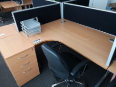 Light Oak Veneered Workstation, with pedestal, bla