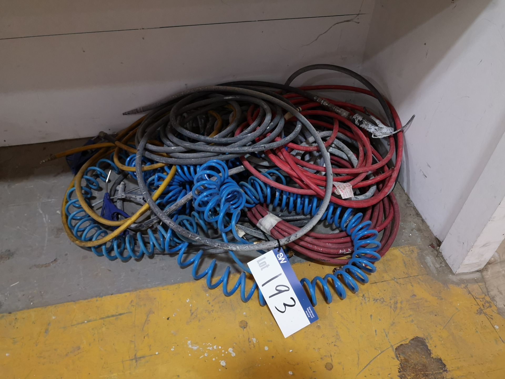 Quantity of Various Pneumatic Hoses (LOT LOCATED A