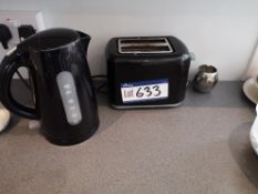 Kettle & Toaster (LOT LOCATED AT 153 LEEDS ROAD, G