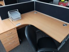 Light Oak Veneered Workstation, with pedestal, bla