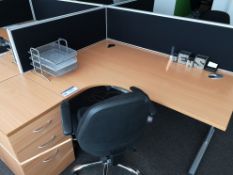 Light Oak Veneered Workstation, with pedestal, bla