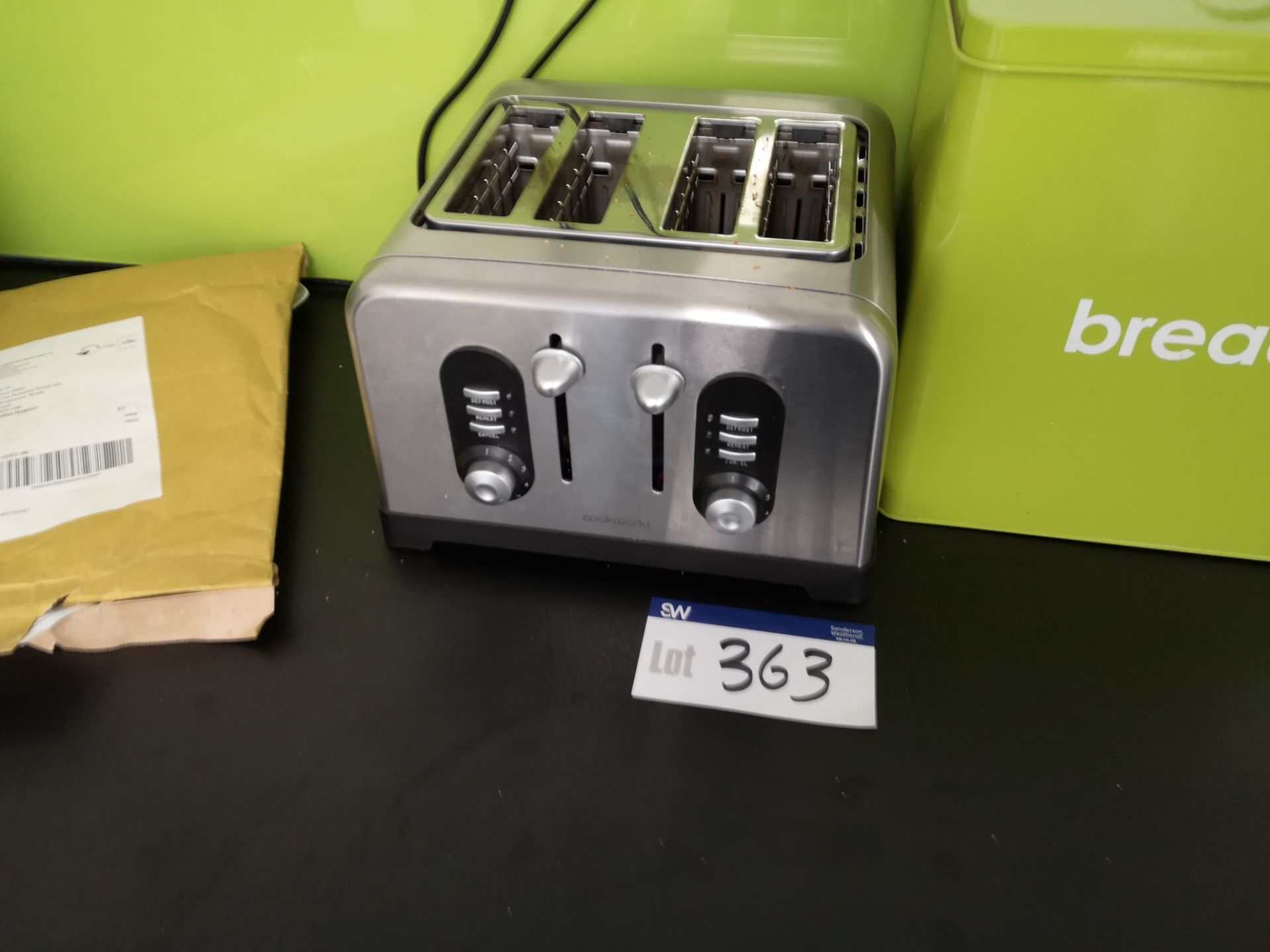 Cookworks Four Slice Toaster (LOT LOCATED AT 8 WHI