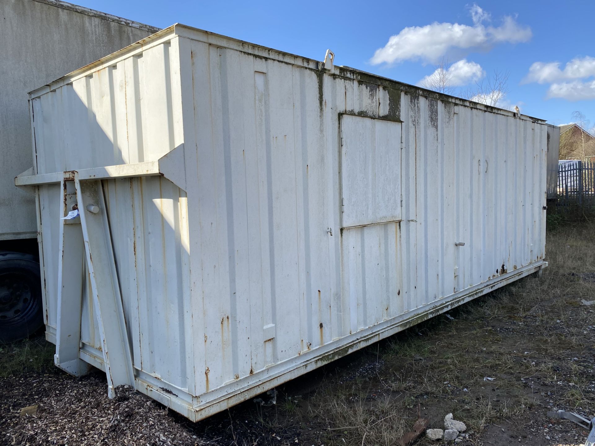 RORO PORTABLE BUILDING, with fitted Wilson P16.5P2