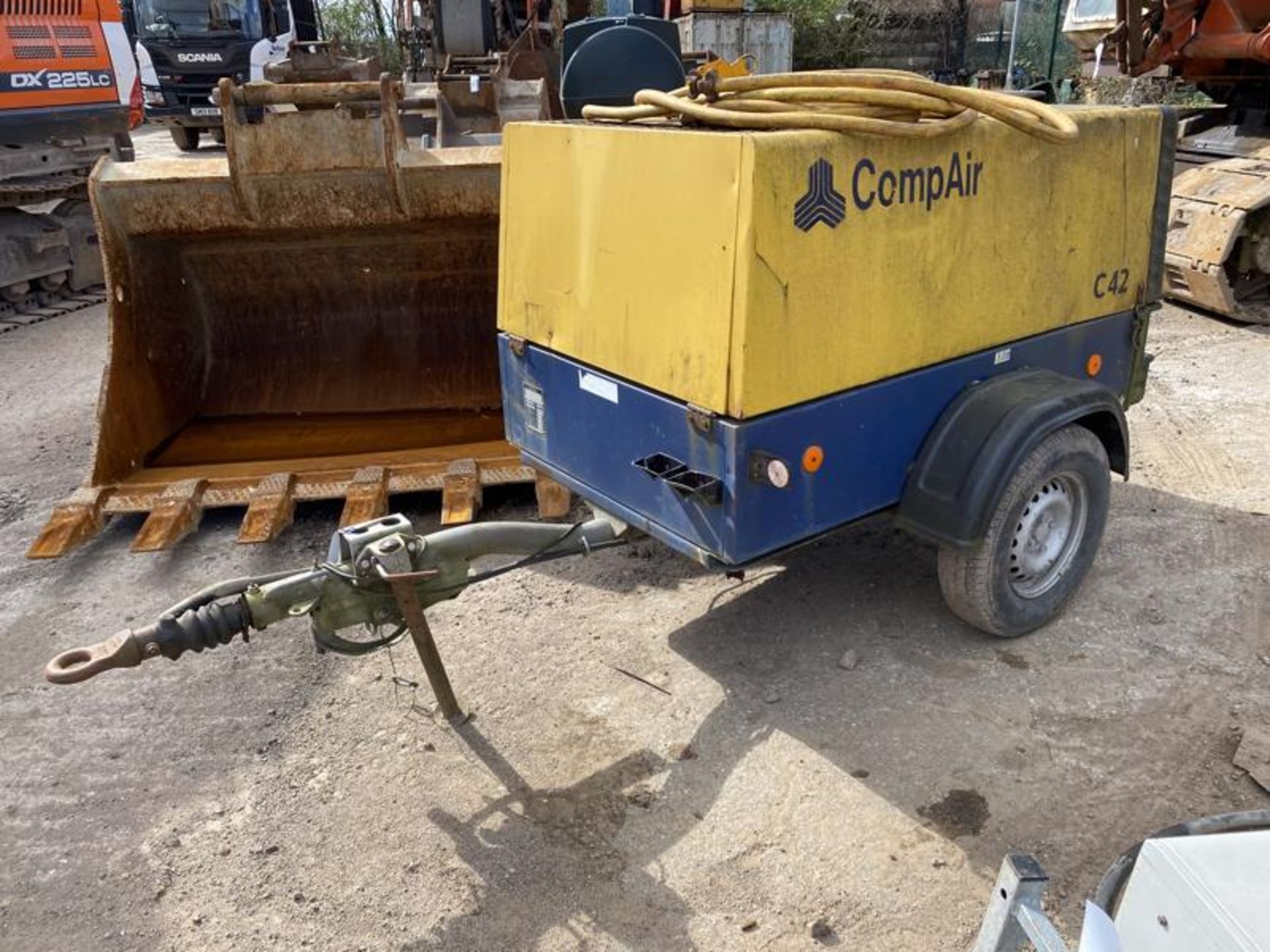 Compair DLT0406 Single Axle Trailer Mounted Air Co