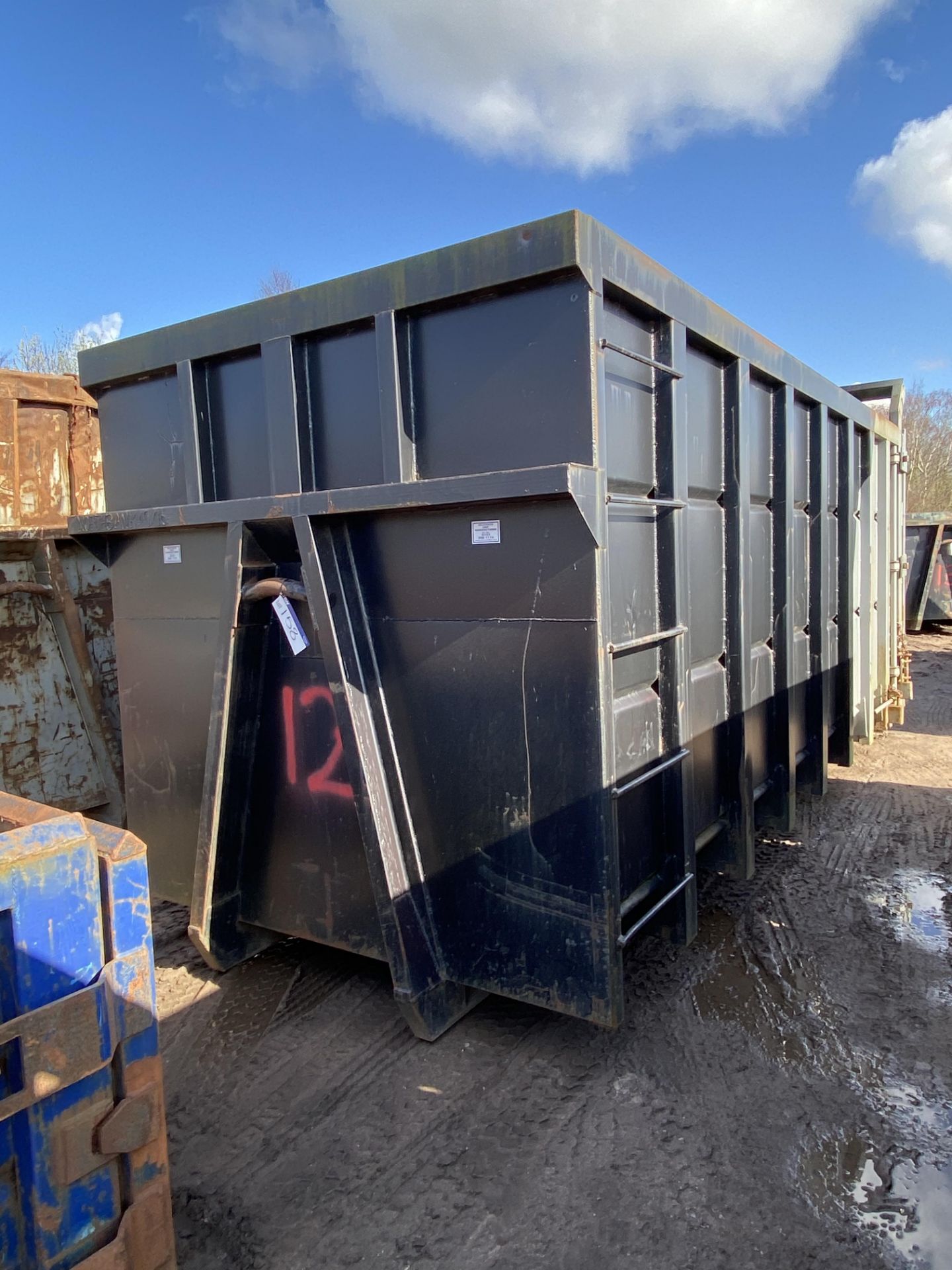 40 cu. Yd Enclosed RoRo Bin/ Skip (12)