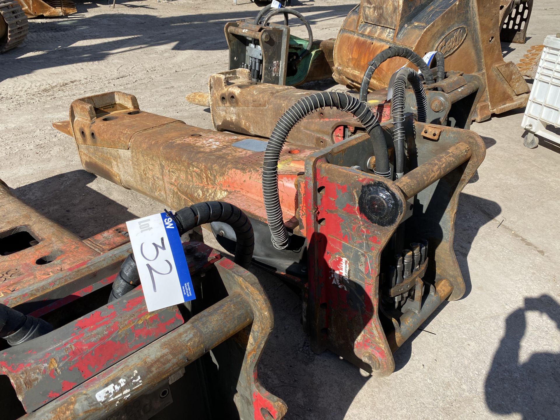 Rammer G90 3 tonne HYDRAULIC HAMMER, serial no. 38 - Image 2 of 3