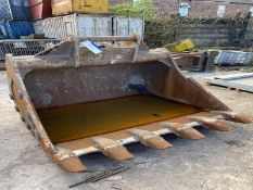 1.8m wide Rock Bucket, serial no. 40/2, 80mm pins