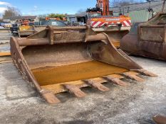 1.8m wide Rock Bucket, serial no. 38/18, 80mm pins