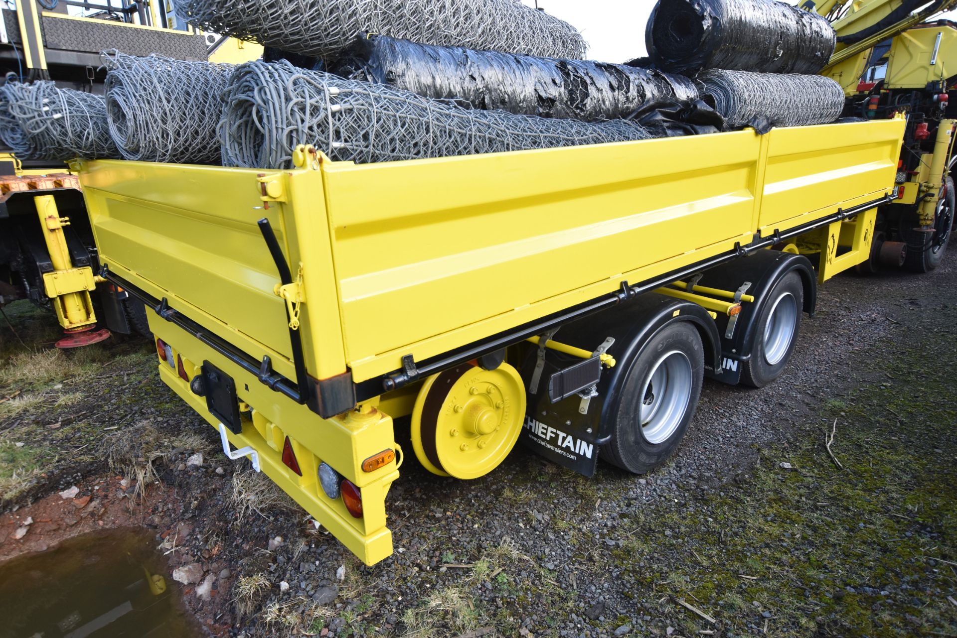 Chieftain ROAD RAIL TWIN AXLE DROPSIDE TRAILER, se - Image 3 of 10