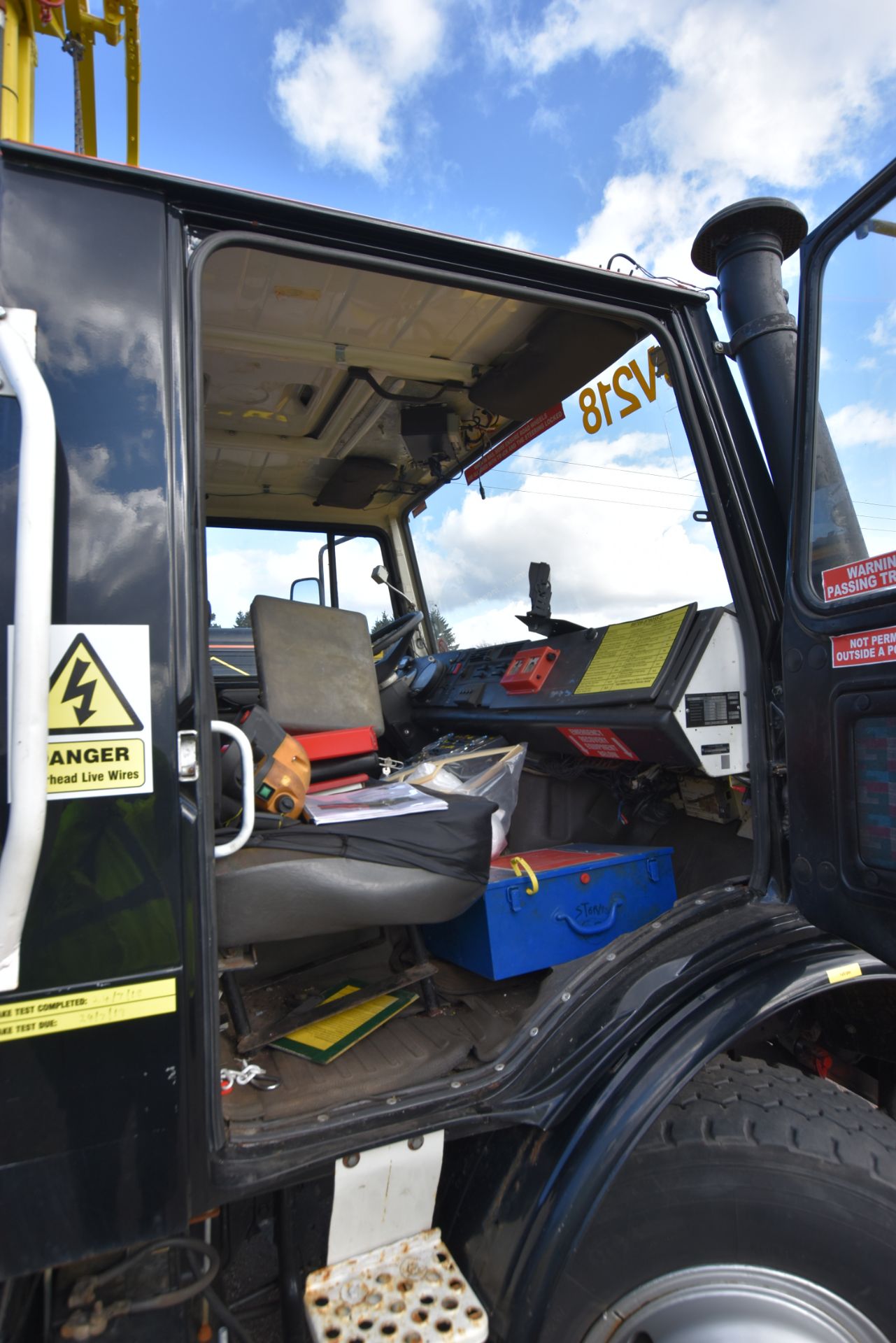 Mercedes Benz U1650L UNIMOG ROAD RAIL 4x4 LHD UTIL - Image 9 of 18